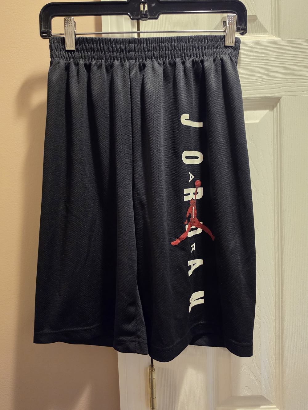 Nike Air Jordan Boys Basketball Shorts Size XL Black/White/Red